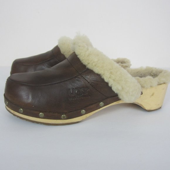 UGG Shoes - Women's UGG Australia Kalie Clogs Size 8